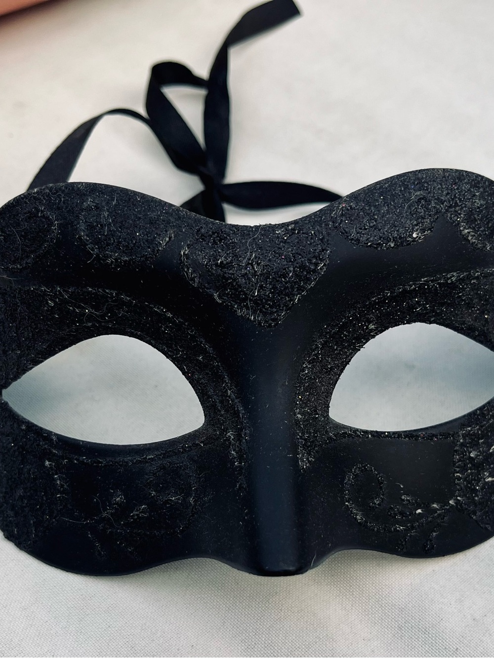 Black Masquerade Eye Mask - Elegant Party Mask